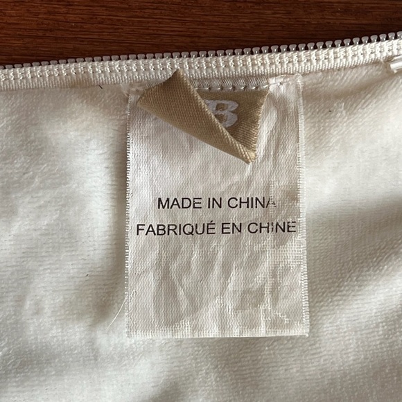 POTTERY BARN TEEN PLUSH FAUX FUR POLAR BEAR SLEEPING BAG VERY SOFT SOLD OUT - Picture 16 of 16